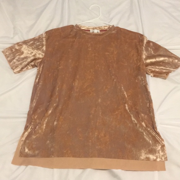 *WORN ONCE Crushed Velvet Nude Shirt - Picture 3 of 7